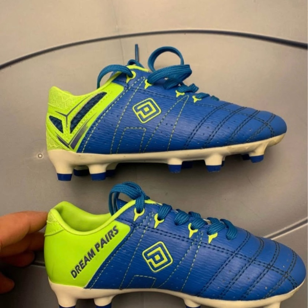 Dream Pairs Toddler Soccer Cleats – Size 10 – Blue/Green